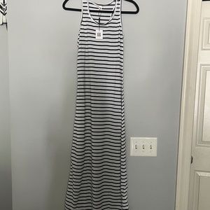 Black/white striped summer maxi dress